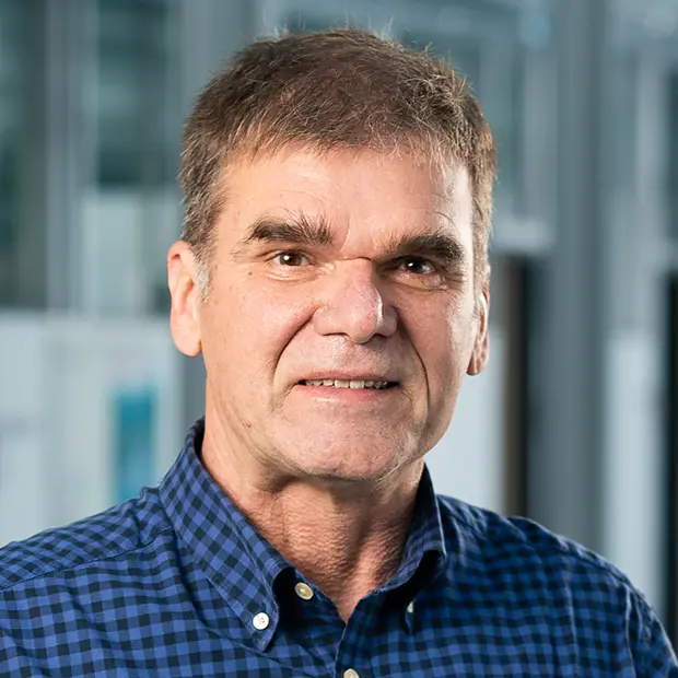 Portrait von Hartmut Rösch