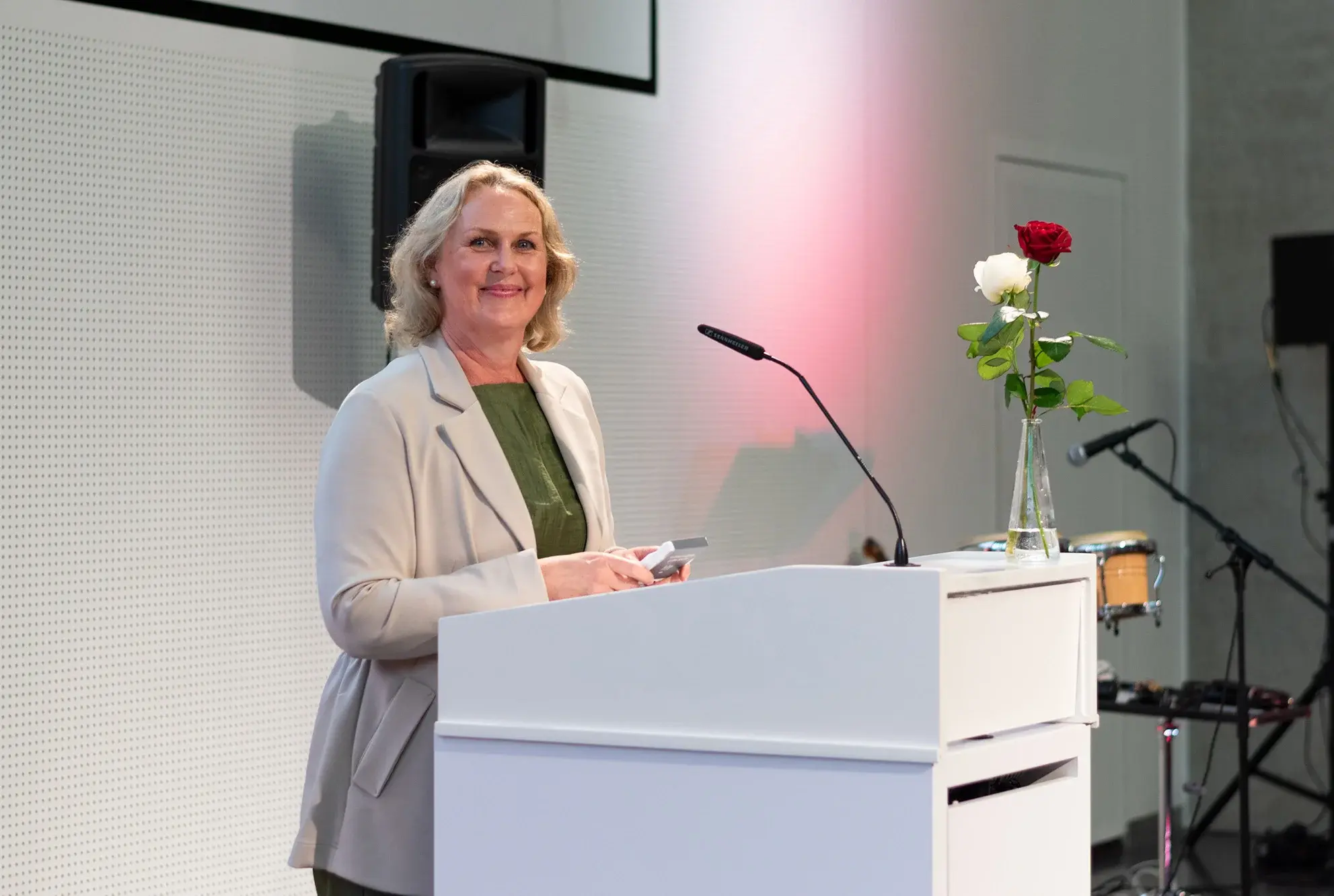 Prorektorin Prof. Dr. Katrin Hassenstein am Rednerpult