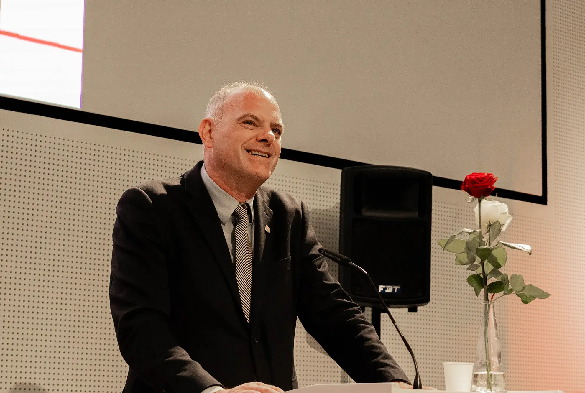 Prorektor Prof. Dr. Nils Hoegsdal am Rednerpult