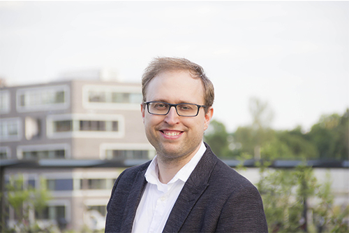 Ehemaliger MI-Student Valentin Schwind wird als Professor an die FH in Frankfurt berufen.